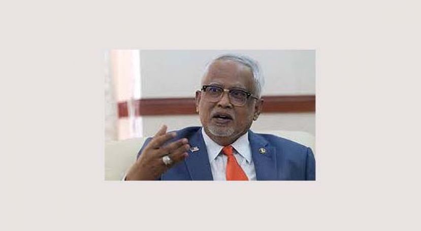 人力资源部副部长拿督玛夫兹。