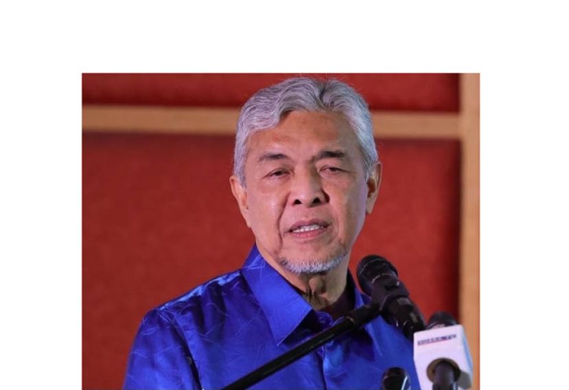 副首相阿末扎希。