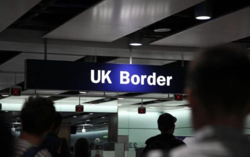 英国明年1月起收紧移民语文门槛，须达当地A-Level英语水平。