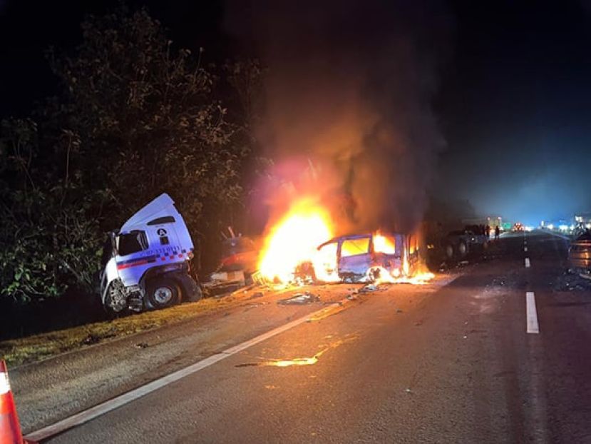 死亡车祸发生于南北大道58.1公里处发生，涉及一辆沃尔沃拖格罗厘、一辆丰田Camry轿车、一辆宝腾X50运动型多功能车，以及一辆本田Stepwagon Spada多功能休旅车。