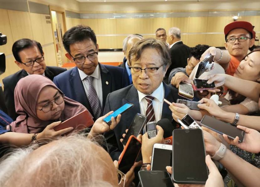 砂拉越首长阿邦佐哈里。