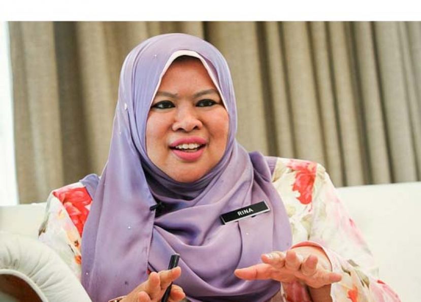 拿督斯里丽娜哈仑。