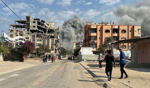 以色列持续空袭加沙。