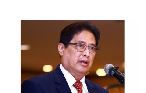 丹斯里阿占巴基。