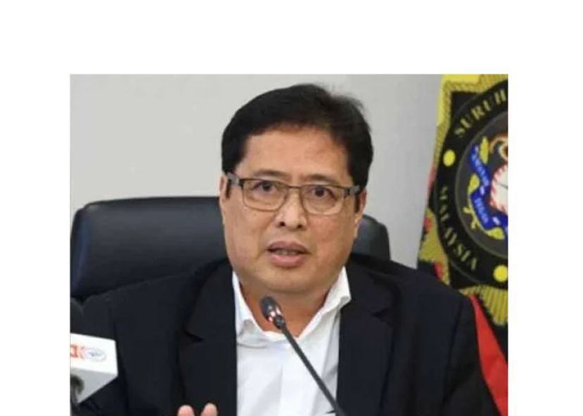 丹斯里阿占巴基。