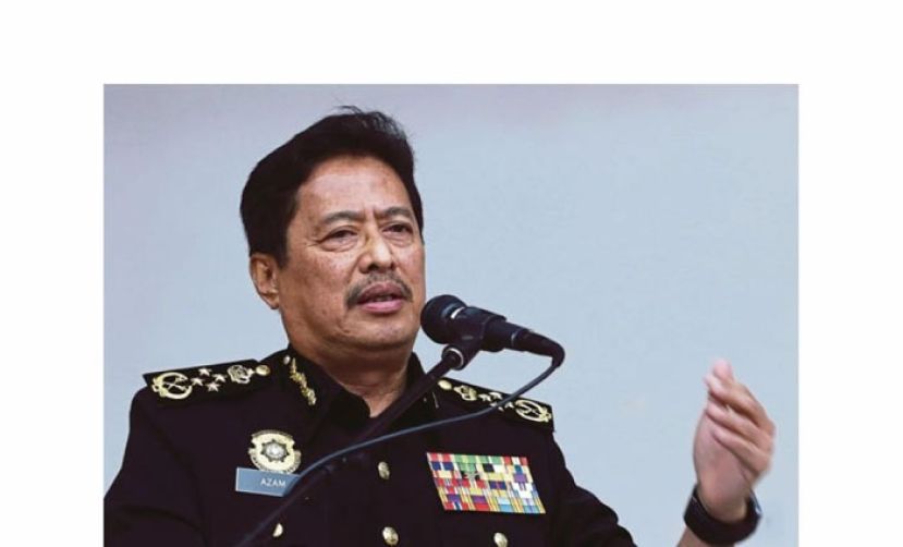 丹斯里阿占巴基。