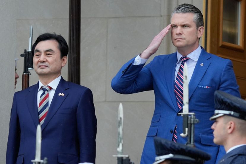 韩国国防部长安圭伯访美，11日与美国国防部长赫格塞斯进行会谈。