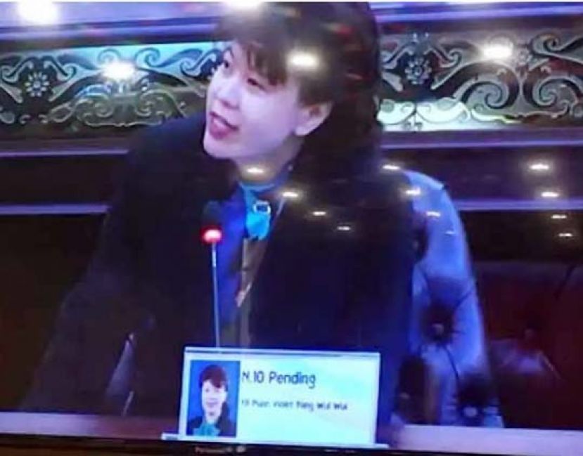 针对阿都卡林献议，前往其部门学习六个月，以便掌握与了解更多有关砂拉越的旅游实际情况，行动党朋岭区州议员杨薇讳表示愿意！