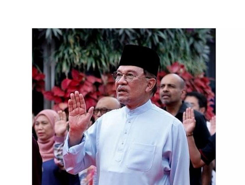 拿督斯里安华。