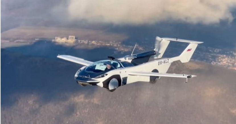 斯洛伐克的科技公司Klein Vision推出天车AirCar，预估将在2026年初正式量产上市。