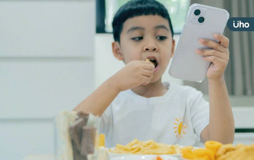 3C育儿超NG　医教3招让手机从餐桌消失