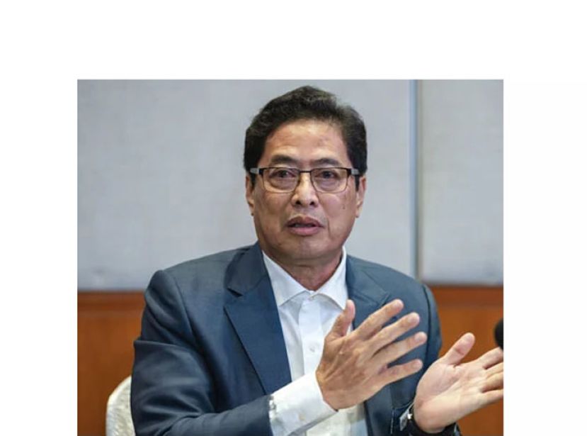 丹斯里阿占巴基。