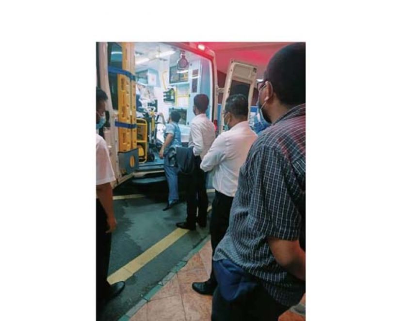哈迪阿旺因呼吸困难紧急送院。