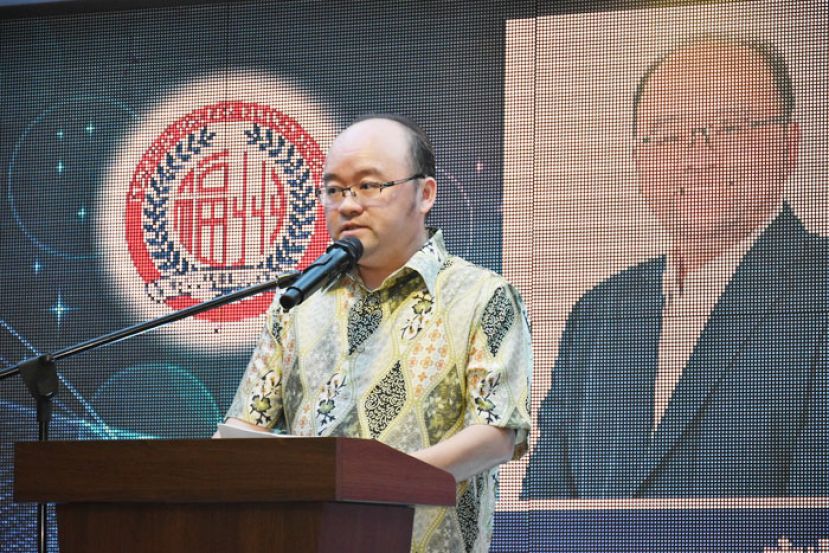 巴达旺福州公会主席甲必丹拿督刘思乐.