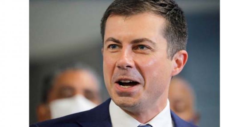 美国运输部长布塔朱吉。