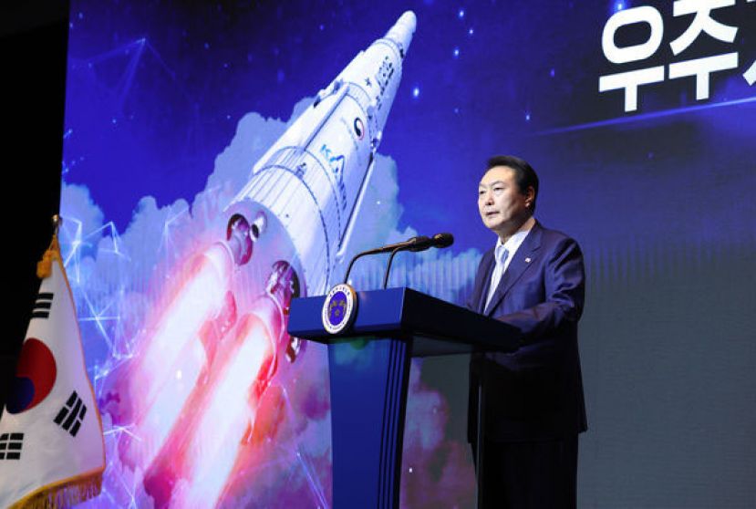 韩国总统尹锡悦28日表示，计画将韩国打造为宇宙经济强国。
