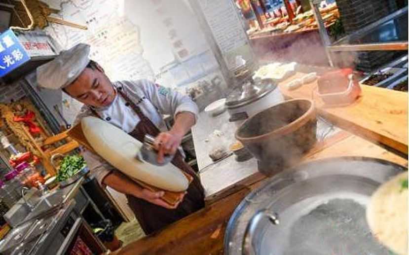 图示：山西地处黄河中游，也是中华面食文化的发源地，故被喻为&ldquo;面食之乡&rdquo;。