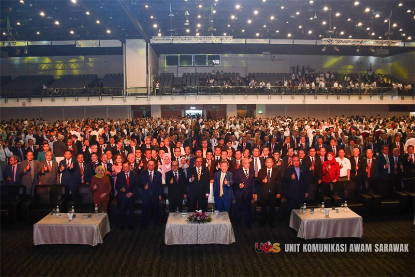 阿邦佐哈里明日赴民都鲁见证砂石油化工公司甲醇出口货物启航和绿色甲醇项目动工仪式