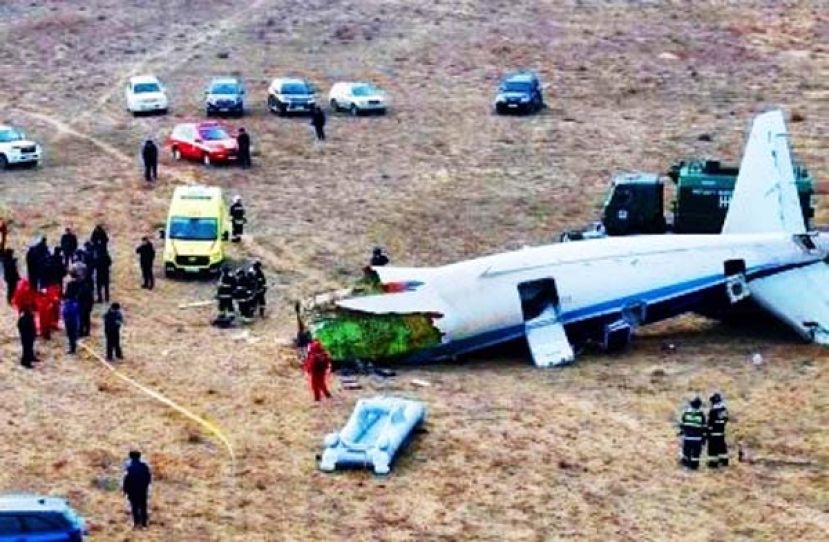 阿塞拜疆客机坠毁 29人生还 38人罹难。