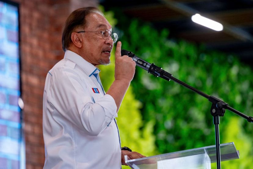 首相拿督斯里安华。