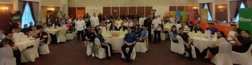 “未来菜单厨艺展示会”的合影。