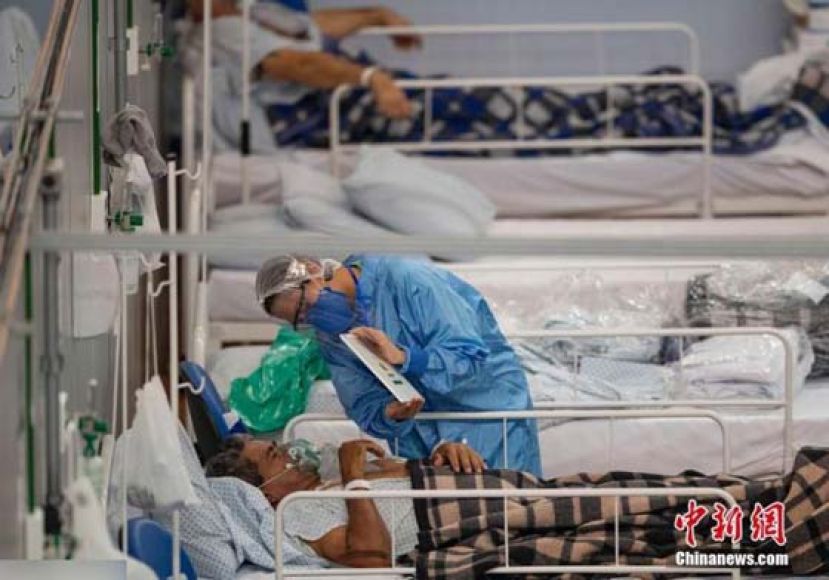 资料图：巴西最大城市圣保罗郊区的方舱医院。