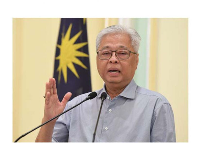 国防部长依斯迈沙比里。