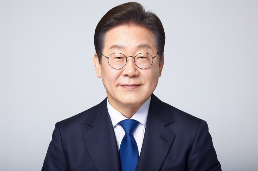 ●韩国共同民主党完成党内初选，李在明以将近9成支持率胜出。