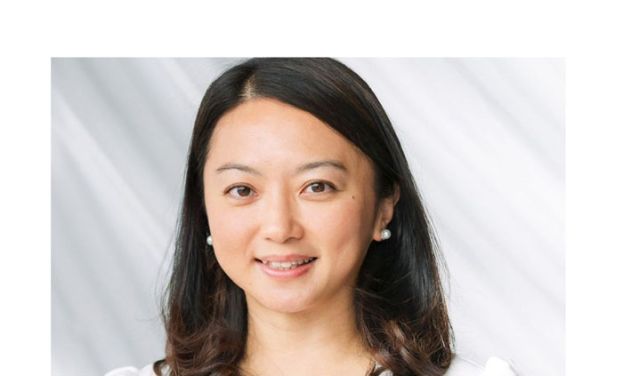 杨巧双。