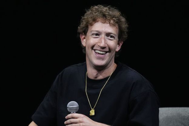 祖克柏反对美国封杀中国AI模型，认为真正该做的是提升美国自己的竞争力，而不是靠封锁对手。
