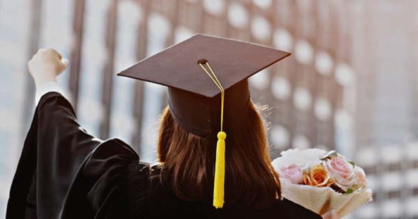 砂内阁批准明年落实免费高教计划  贫寒学子每年还可获1.5万津贴