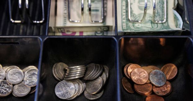 美国财政部已停止铸造一美分硬币。