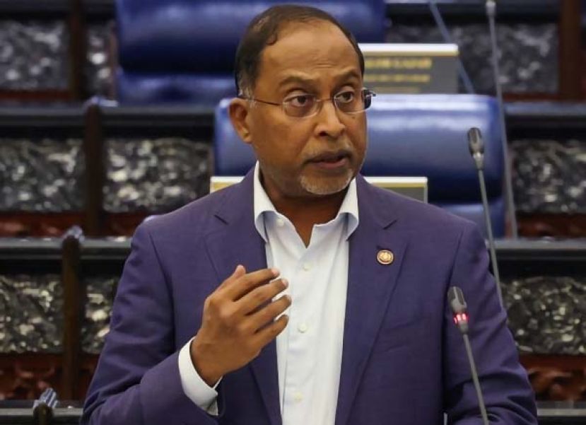 ●高教部长赞比里。