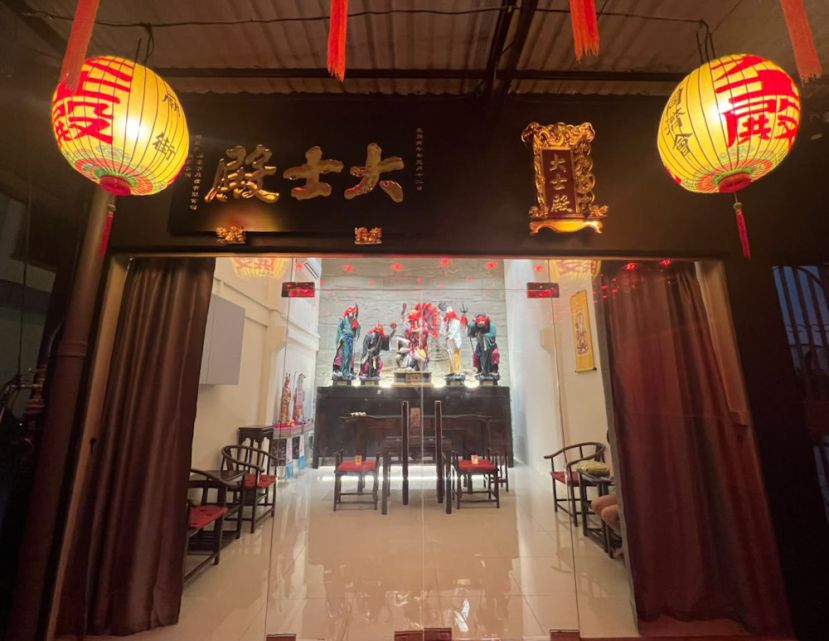 由三哩庙街同济会主催，展丧事服务有限公司及长江集团设立全新的&ldquo;三哩庙街大士殿&rdquo;，并举行开幕仪式，延续中华民族慎终追远丶感恩先贤及普渡众生的传统文化。