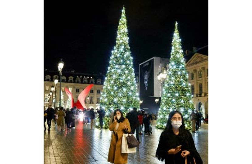 民调显示，由于疫情影响，约30%受访者对今年圣诞节前景感到焦虑。