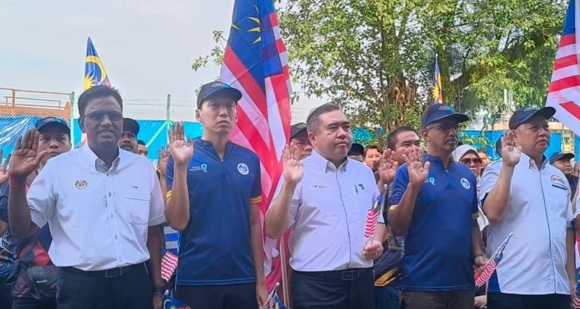 陆兆福：国旗依然是全民共同的象征  国庆日更应成为凝聚团结的时刻