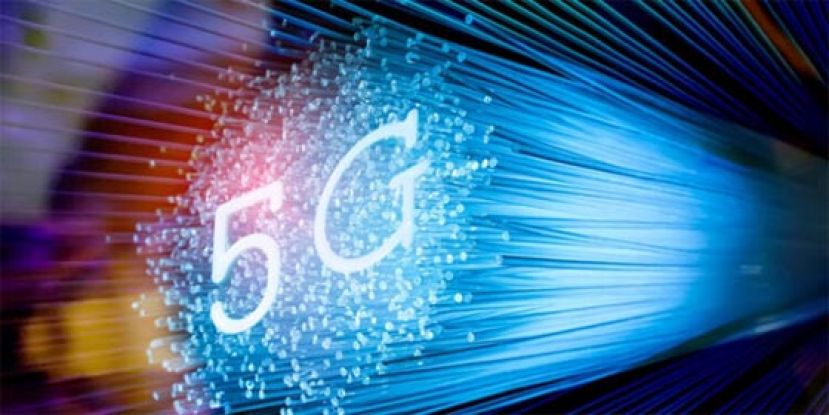 中国移动电话用户近13亿，逾8亿人用5G。