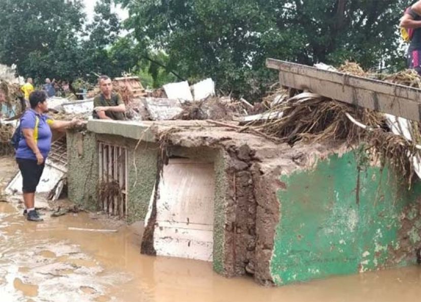 委内瑞拉中北部大雨山泥倾泻 至少22死52失踪。