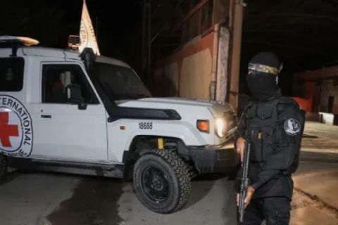 以色列和哈马斯根据新停火协议而交换死者遗体。