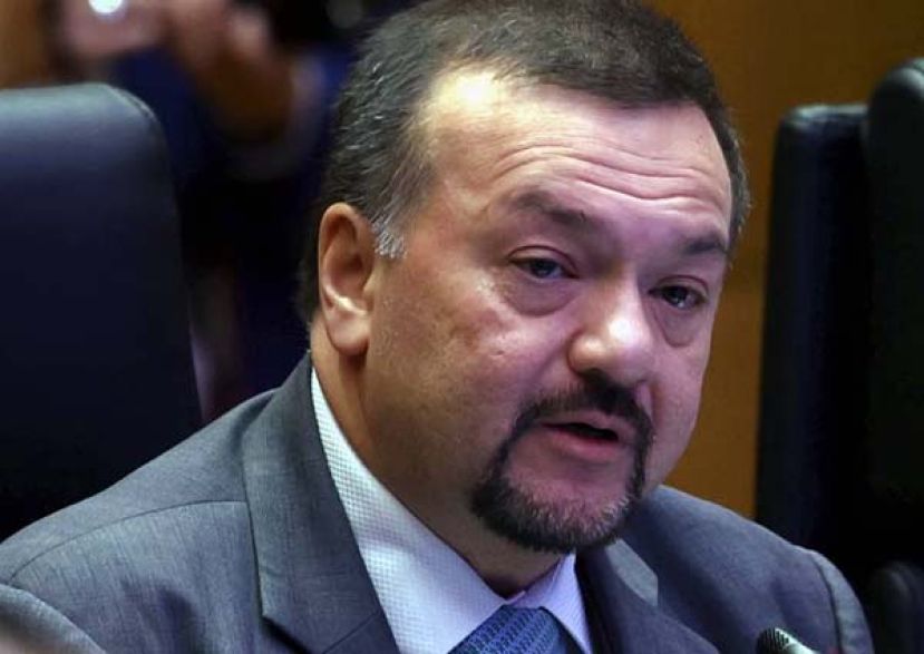 ●第二财长阿米尔韩查。