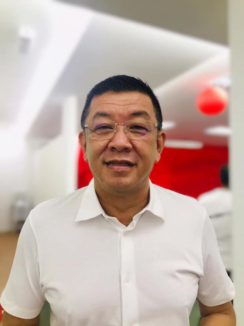 砂劳越华人社团总会会长拿督黄良杰。